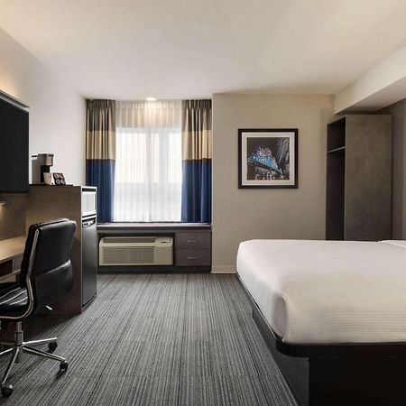 Microtel Inn & Suites By Wyndham Boisbriand Sainte-Thérèse-de-Blainville Extérieur photo