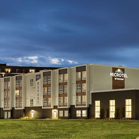 Microtel Inn & Suites By Wyndham Boisbriand Sainte-Thérèse-de-Blainville Extérieur photo